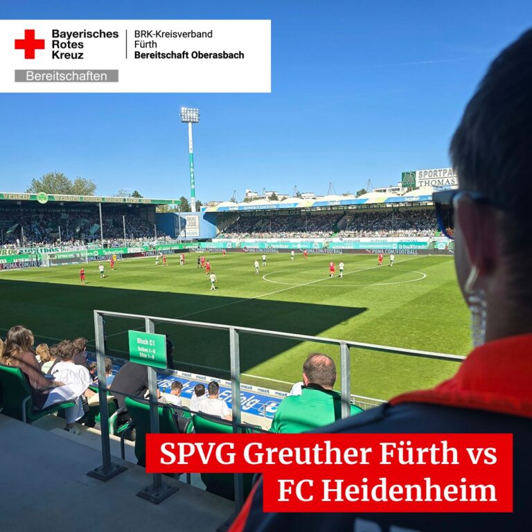 Mehr über den Artikel erfahren Gestern haben wir die Haupttribüne beim Heimspiel der Spielvereinigung Greuther Fürth abgesichert. Im Verlauf des Spiels kam es für uns zu einer Versorgung mit anschließender Rückkehr zur Veranstaltung.