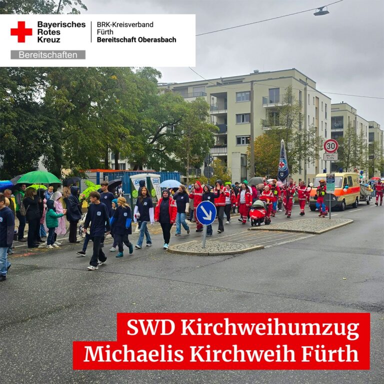 Mehr über den Artikel erfahren Gestern haben wir beim alljährlichen Michaelis Kirchweihumzug in Fürth unterstützt. Insgesamt wurde von uns eine Fußstreife und ein Krankenwagen angefragt. Zusätzlich war eins unserer Mitglieder als Führungsassistent eingesetzt. Trotz des wechselhaften Wetters kam es über den Dienst für uns nur zu einer Versorgung.