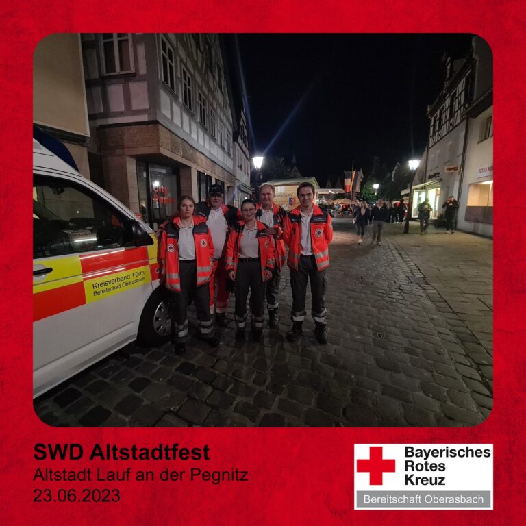 Mehr über den Artikel erfahren Heute haben wir beim Sanitätswachdienst am Altstadtfest der Kollegen aus Lauf…
